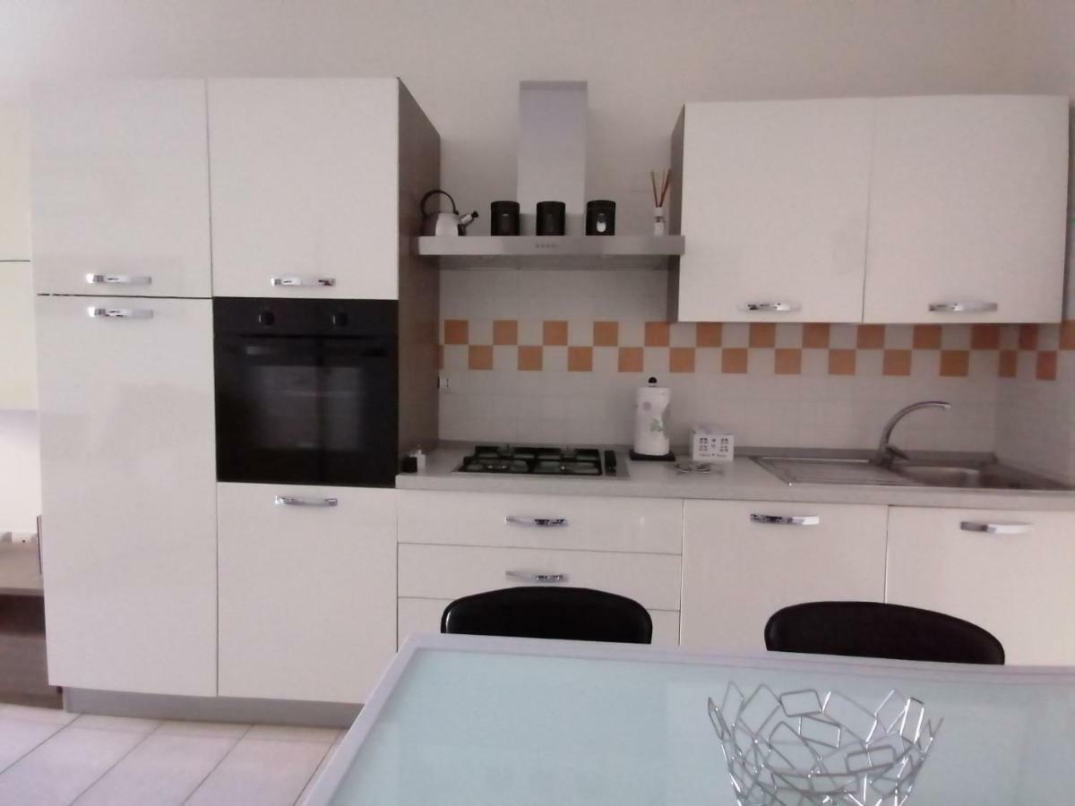 Appartamento Elegante Nuovissimo Quartu SantʼElena Buitenkant foto